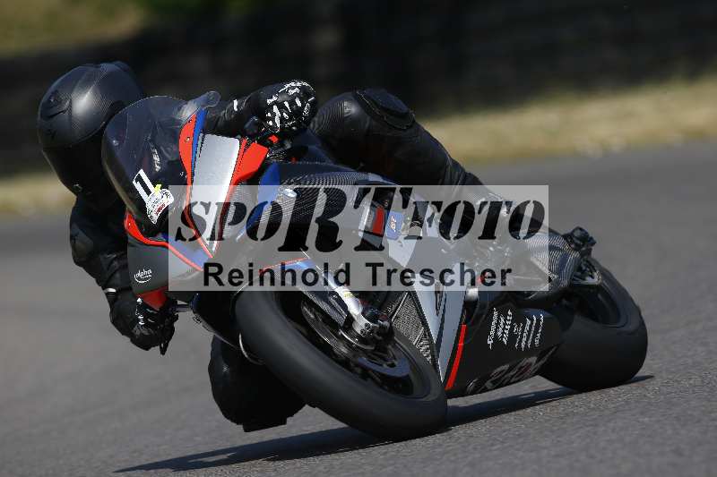 /Archiv-2023/28 05.06.2023 Moto Club Anneau du Rhin/rouge-expert/1